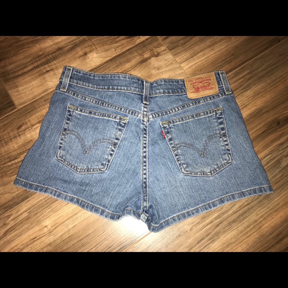 Levi’s Juniors size 9 denim / jean shorts